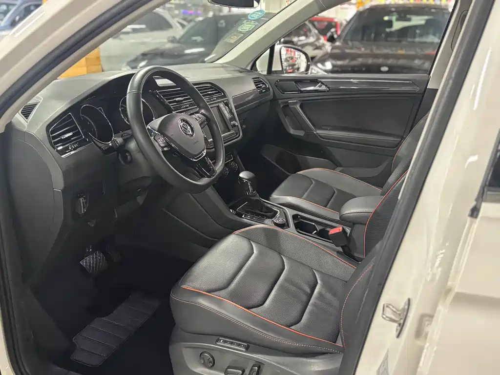 Volkswagen Tiguan L 2019 — фото 17