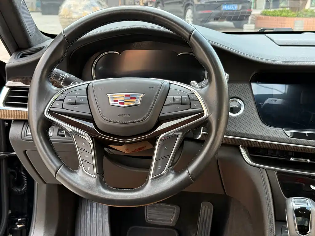 Cadillac CT6 2019 — фото 33