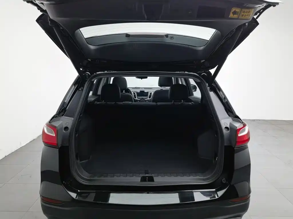 Chevrolet Equinox 2020 — фото 16