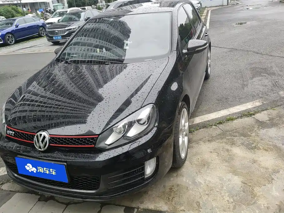 Volkswagen Golf GTI 2011