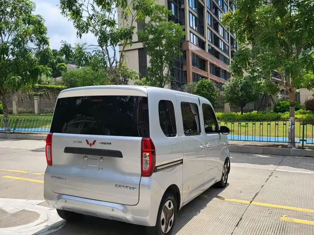 Wuling Zhiguang New Energy 2025 — фото 9