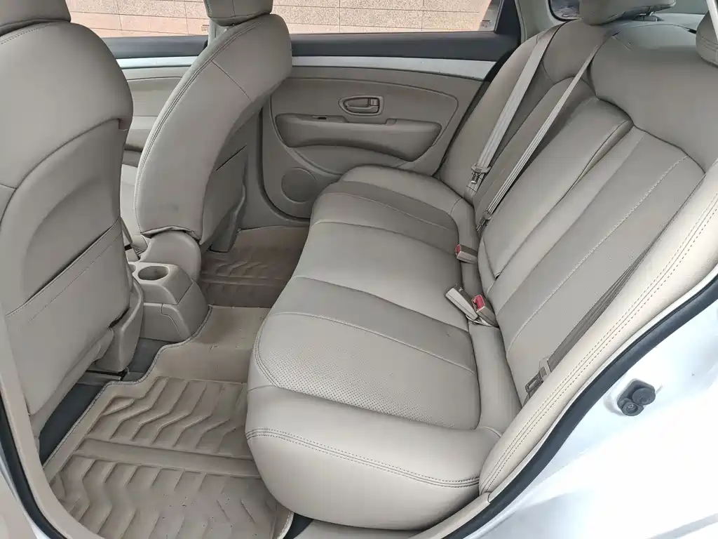 Nissan Sylphy 2015 — фото 5