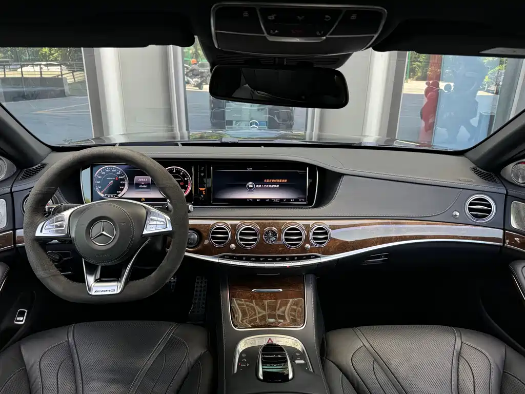 Mercedes-Benz S-Class AMG 2018 — фото 10