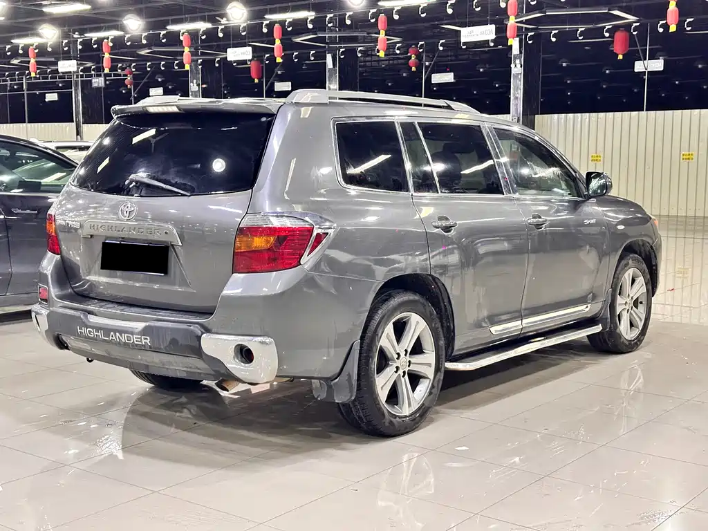 Toyota Highlander 2010 — фото 11