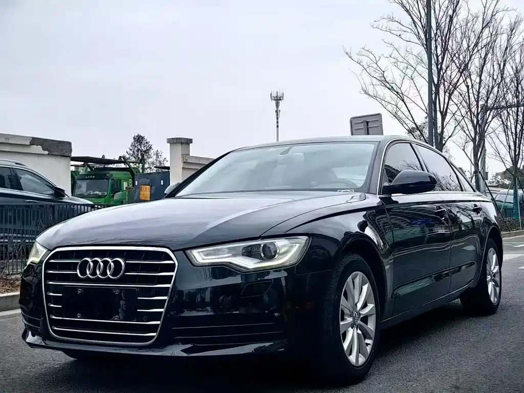 Audi A6L 2015 — фото 1