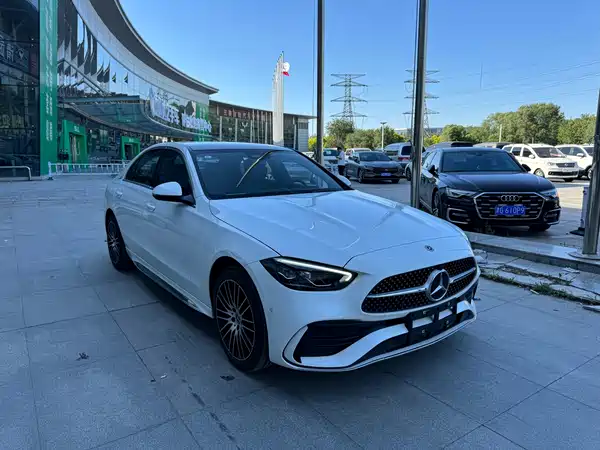 Mercedes-Benz C-Class 2026