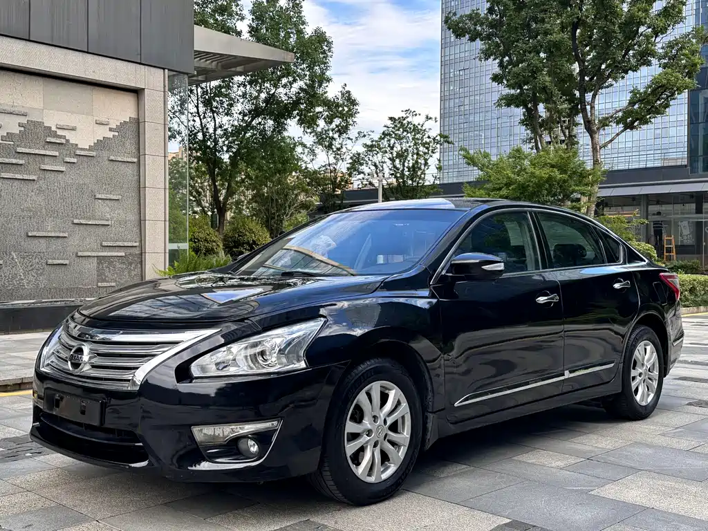 Nissan Teana 2013 — фото 1