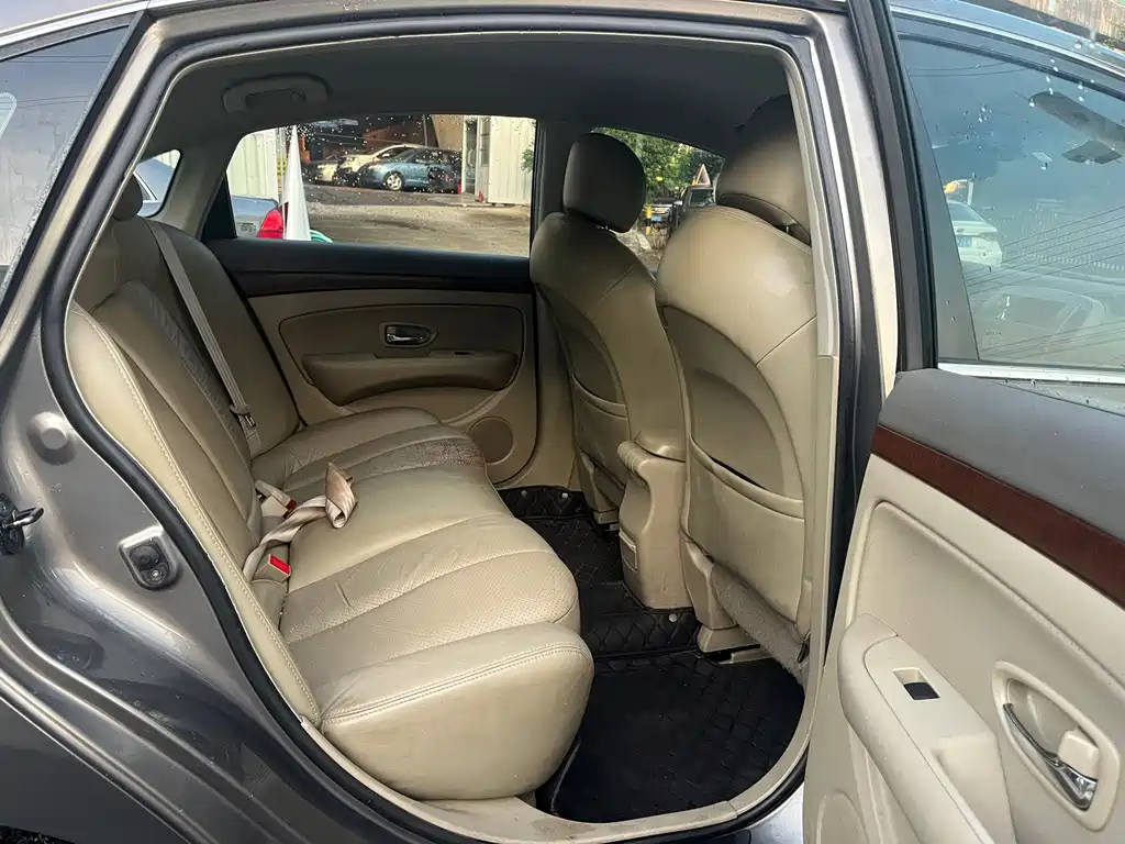 Nissan Sylphy 2012 — фото 14