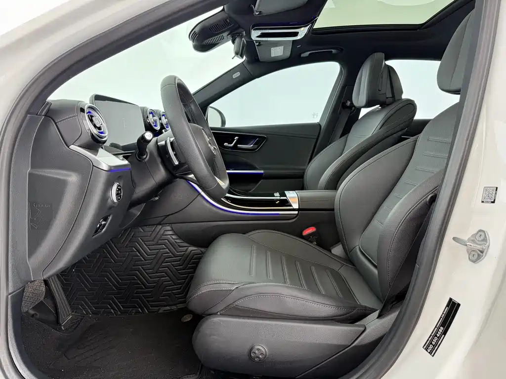 Mercedes-Benz C-Class 2023