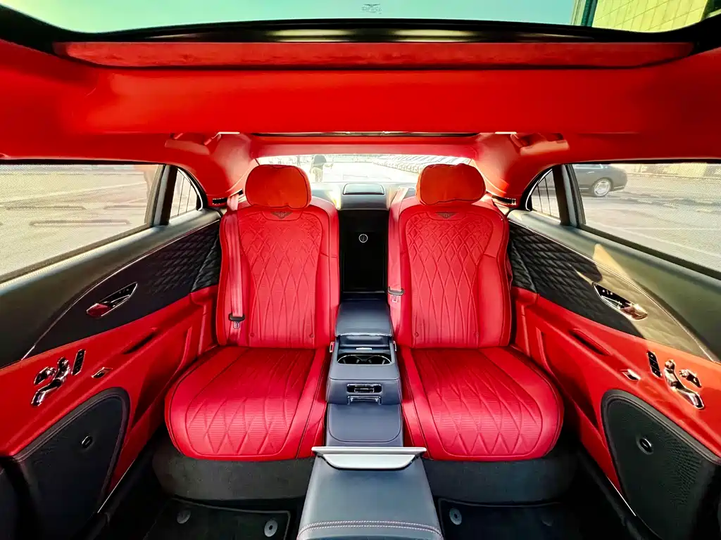 Bentley Flying Spur 2022 — фото 10