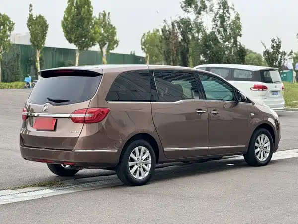 Buick GL8 2020