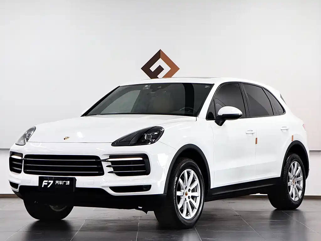 Porsche Cayenne 2018 — фото 1
