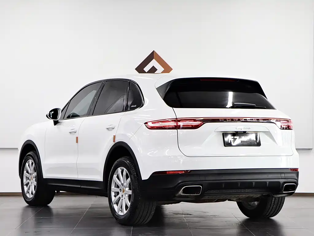 Porsche Cayenne 2018 — фото 4