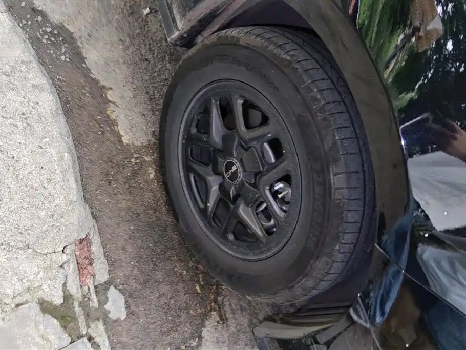 BYD Seal 05 DM-i 2025 — фото 6