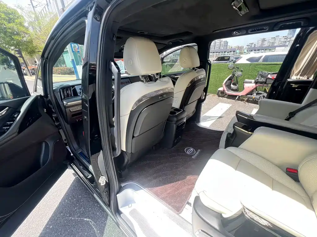 GAC Motor Trumpchi M8 2023 — фото 4
