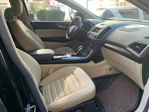 Ford Edge 2016