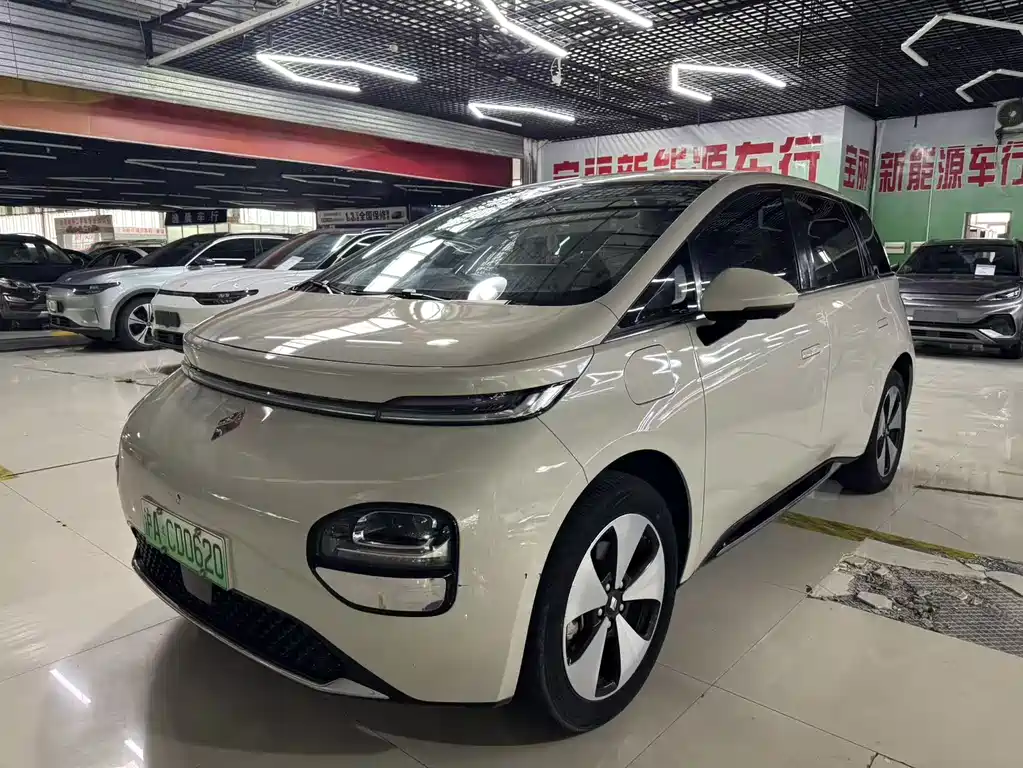 Baojun Clouds 2023