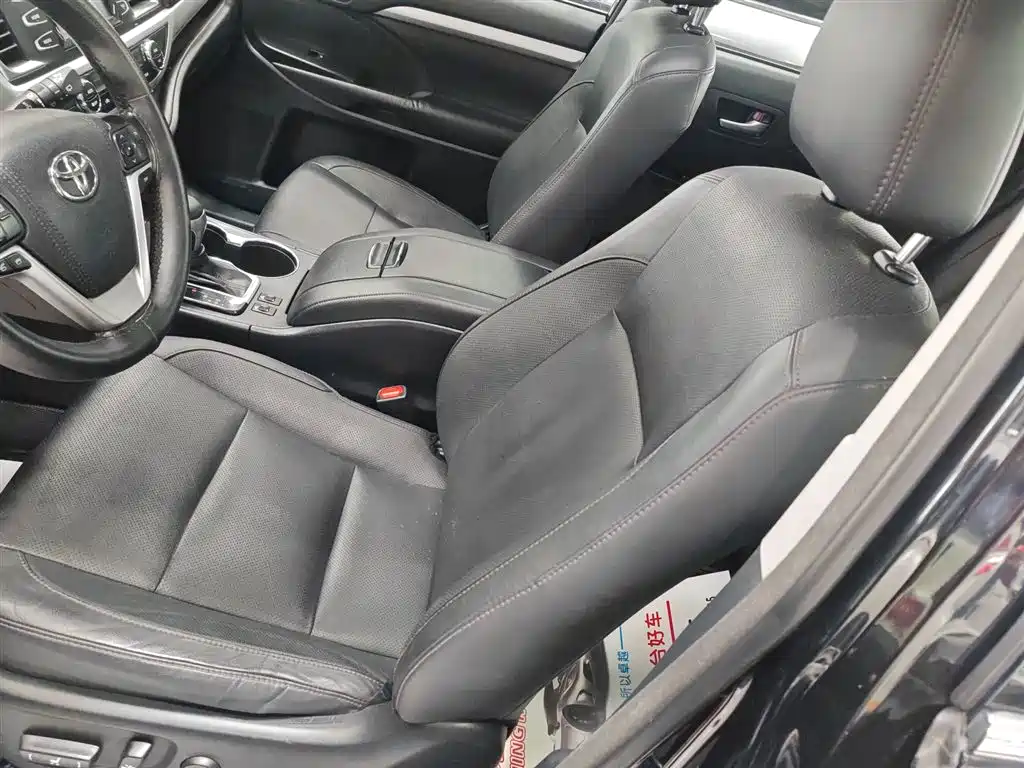 Toyota Highlander 2017 — фото 13