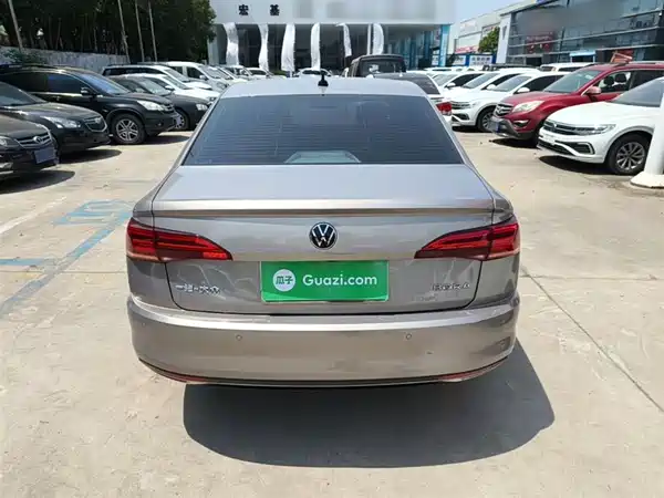 Volkswagen Bora 2021