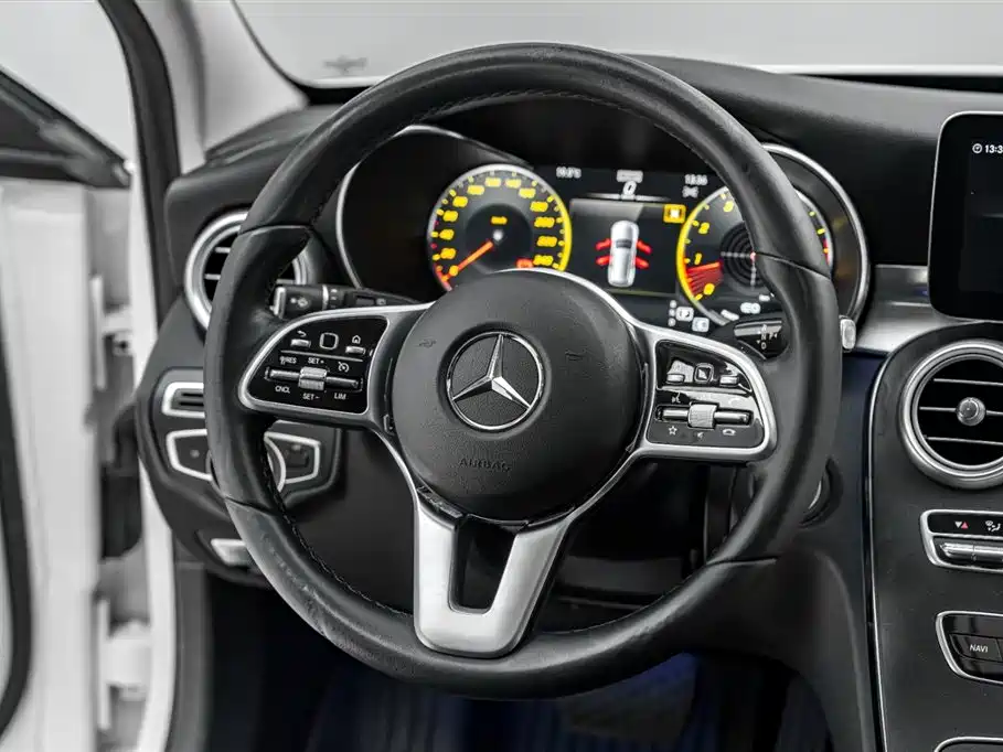 Mercedes-Benz C-Class 2021 — фото 30