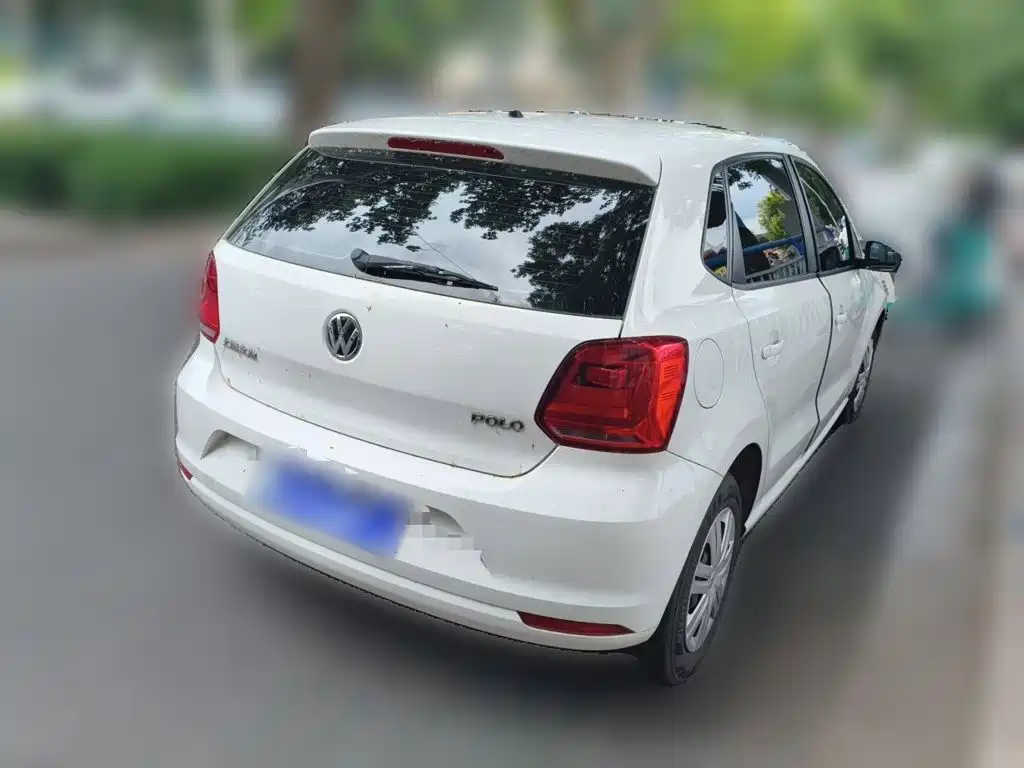 Volkswagen Polo 2016