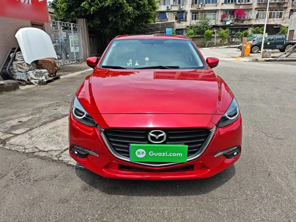 Mazda 3 Axela 2019 — фото 3
