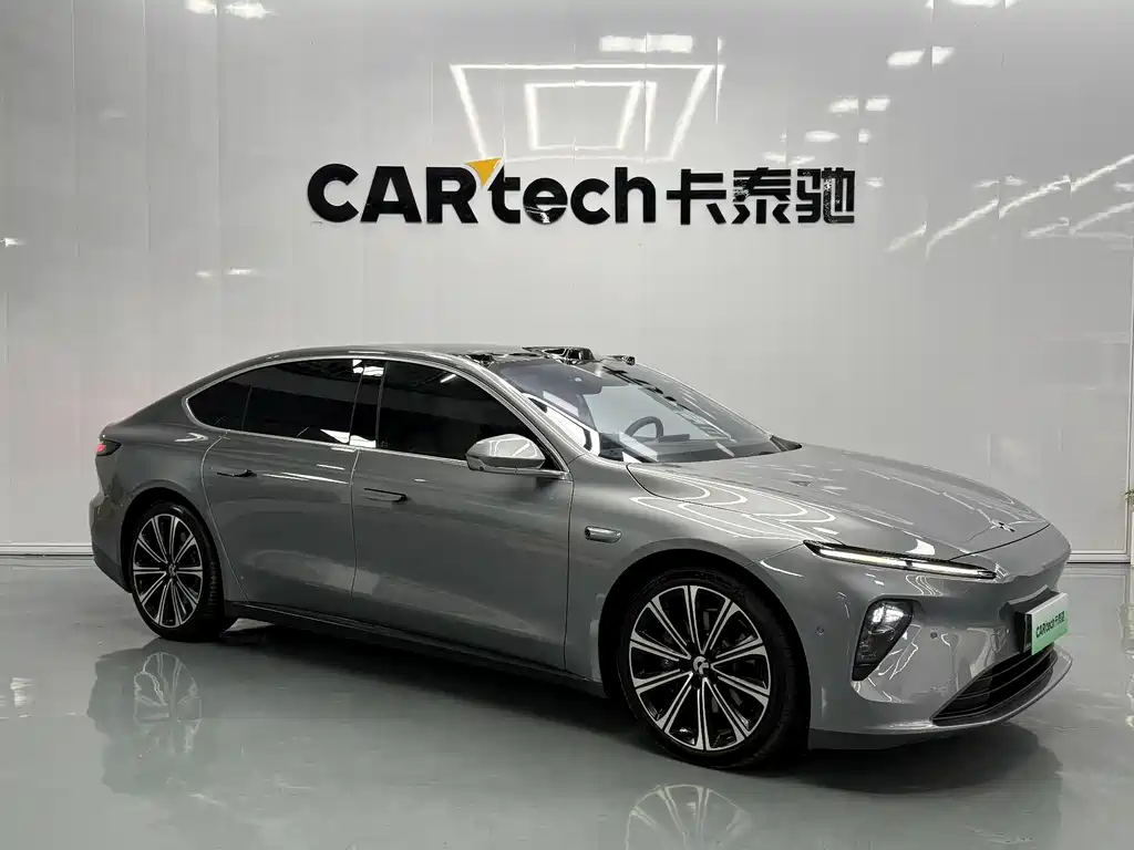 NIO ET7 2025