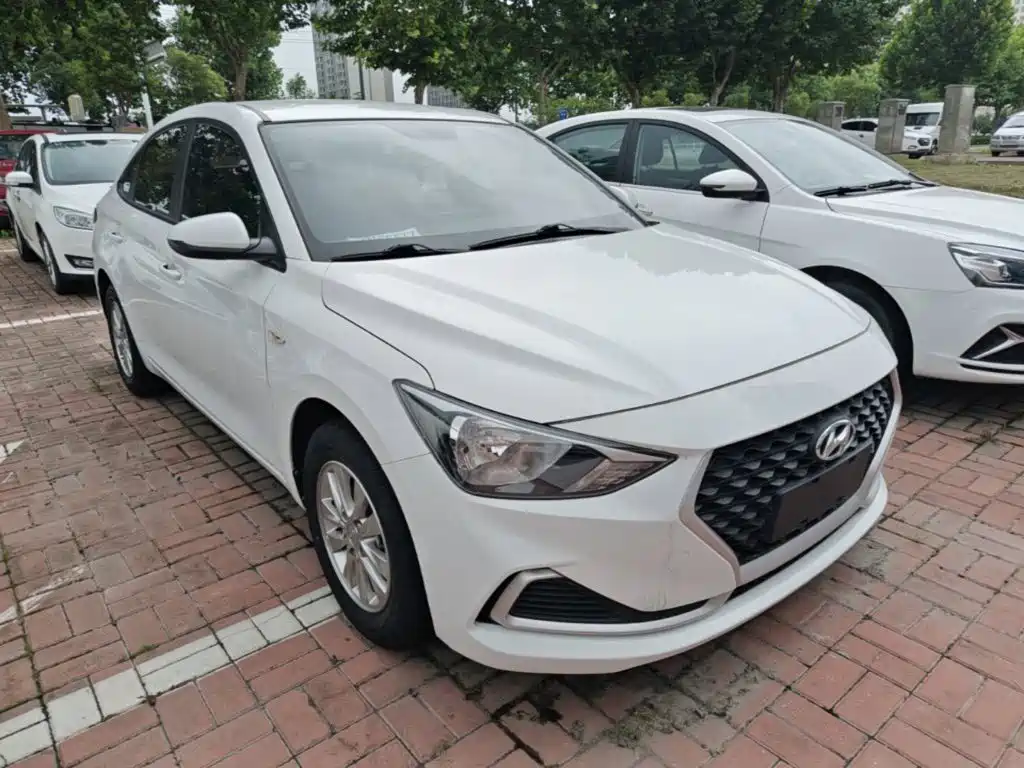 Hyundai Elantra 2021