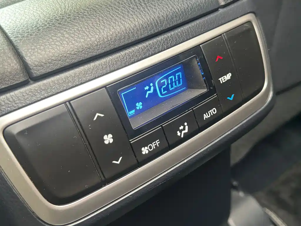 Toyota Highlander 2018 — фото 21