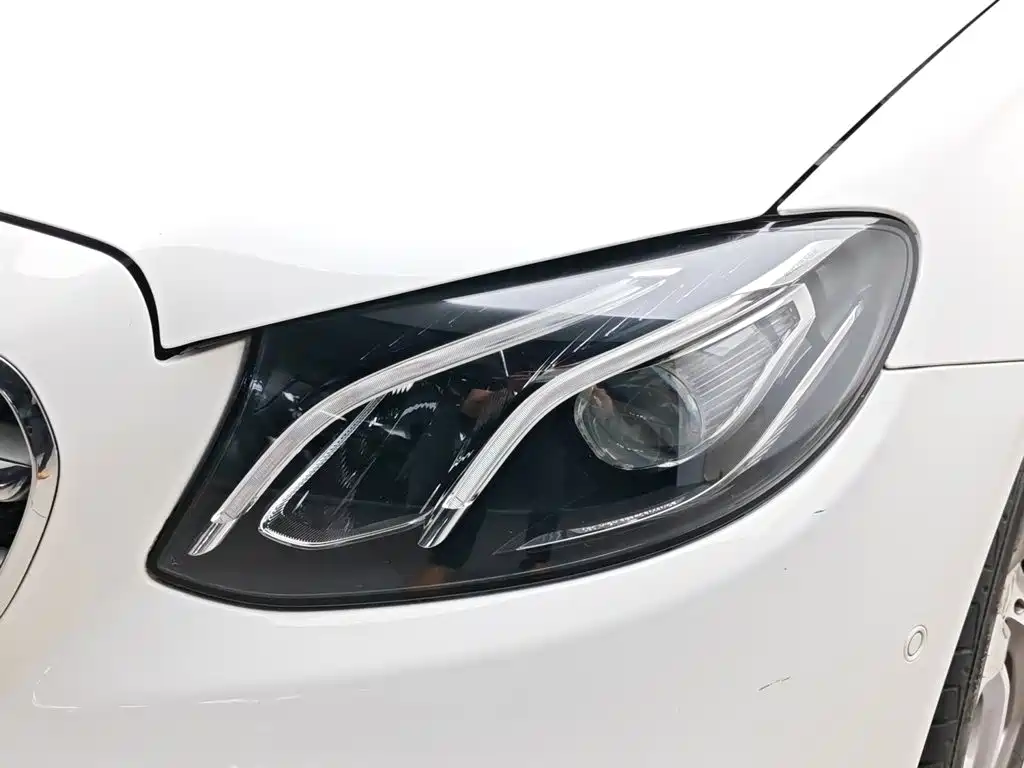 Mercedes-Benz E-Class 2018