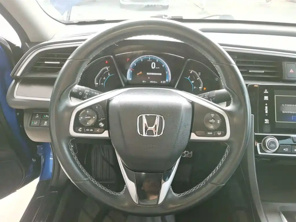 Honda Civic 2017 — фото 11