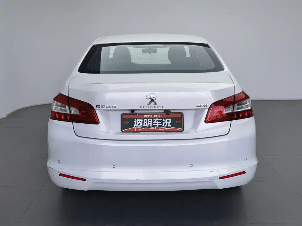 Peugeot 408 2015