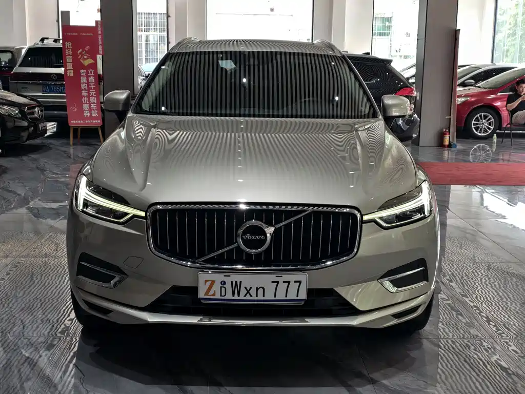 Volvo XC60 2020 — фото 2