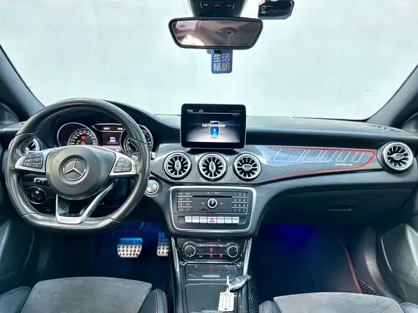 Mercedes-Benz CLA 2017
