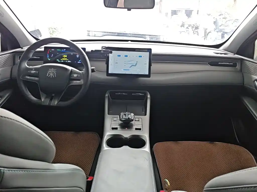 BYD Qin PLUS 2025 — фото 10