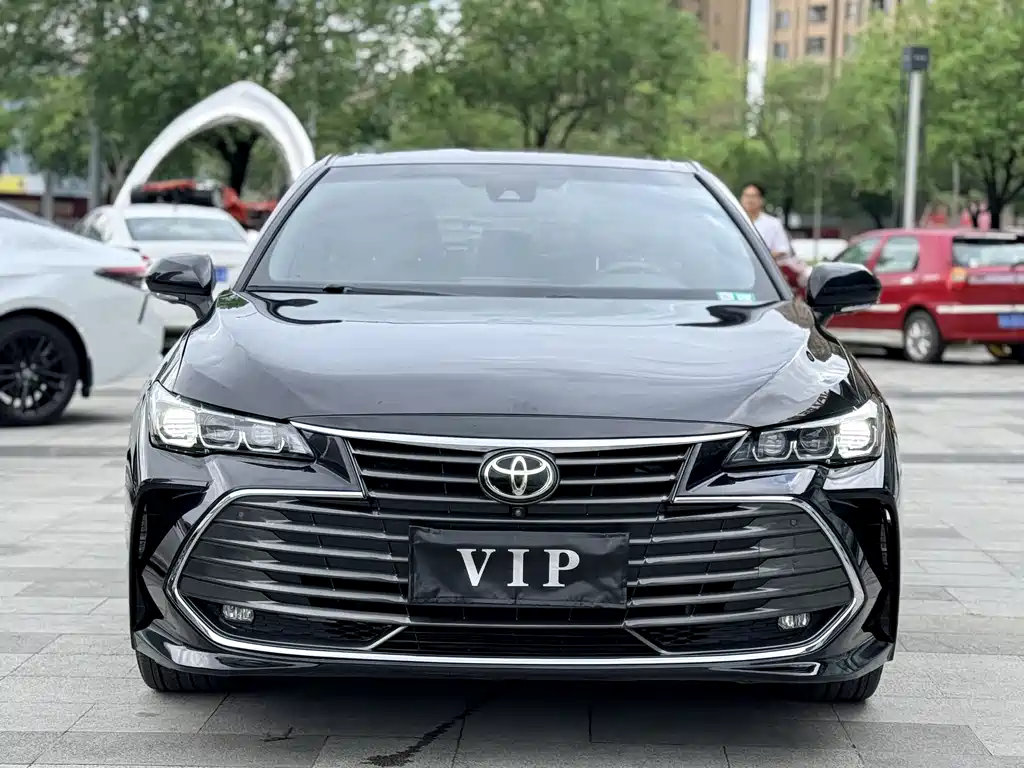 Toyota Avalon 2020 — фото 2
