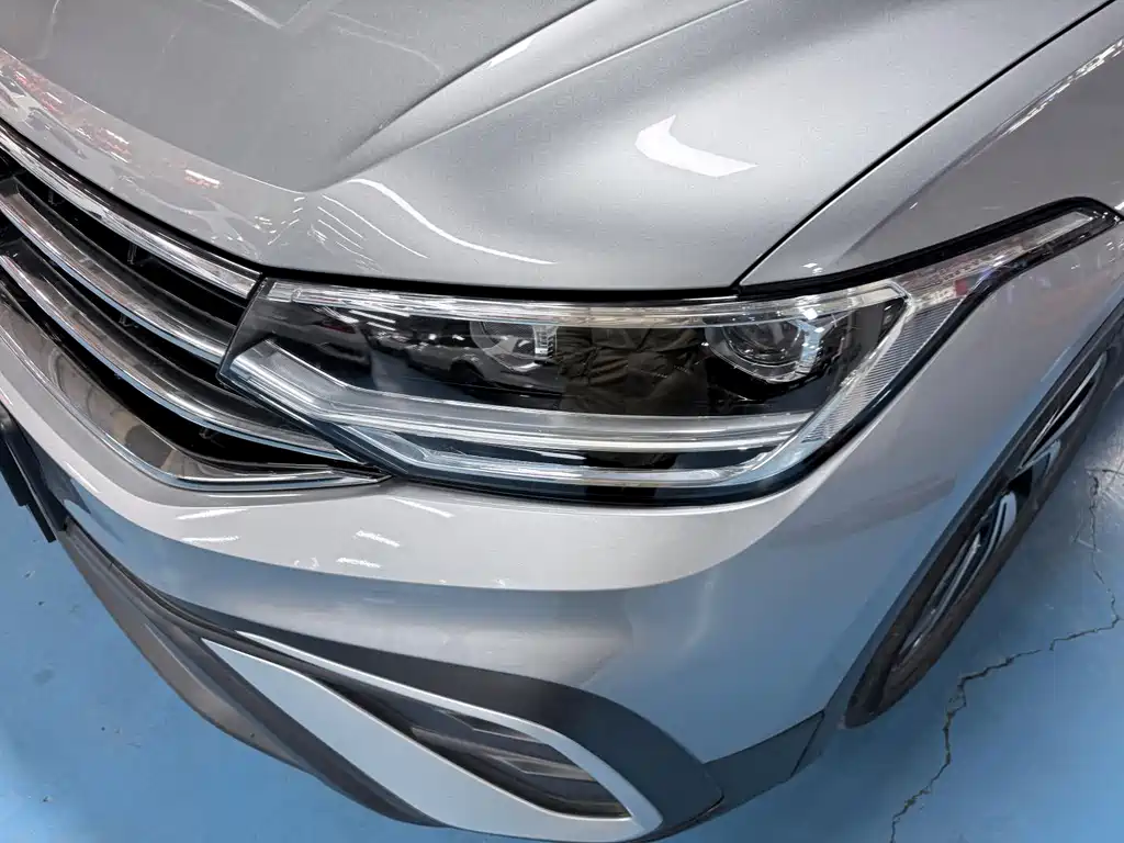 Volkswagen Tiguan L 2022 — фото 4