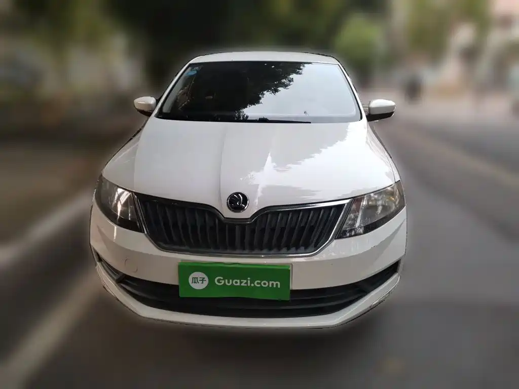 Skoda Rapid 2019 — фото 24