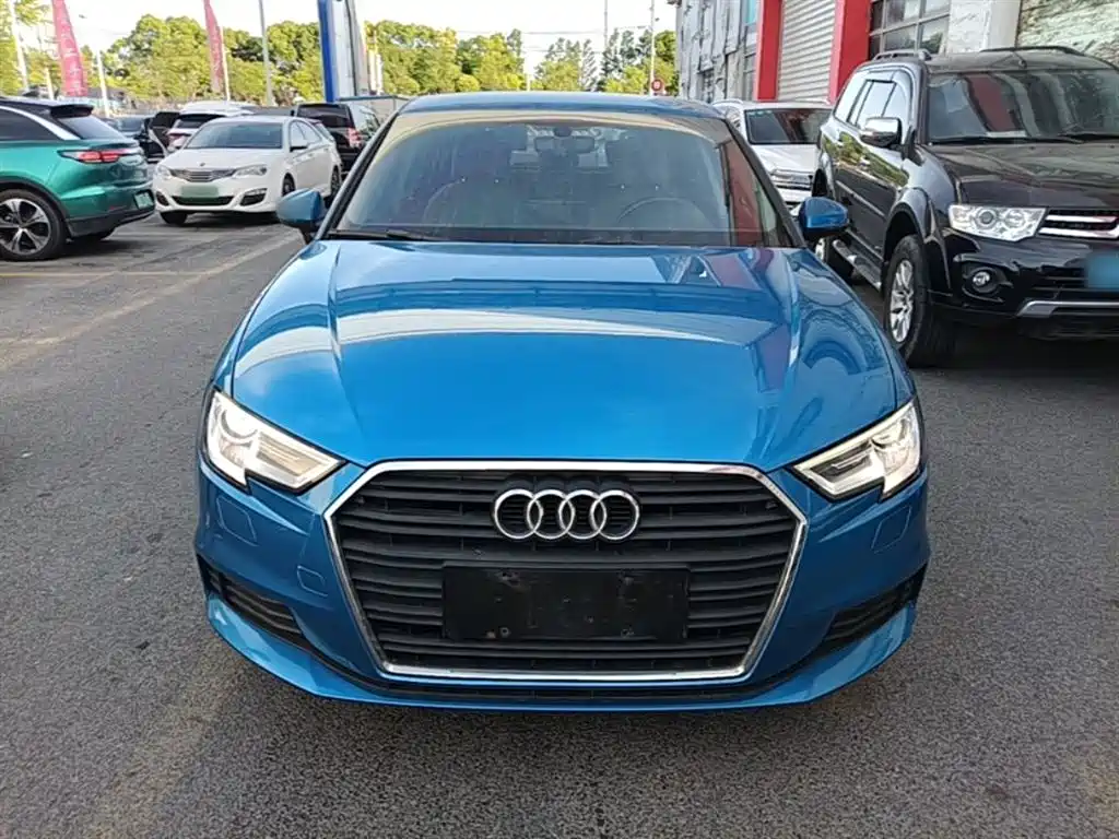Audi A3 2018 — фото 3