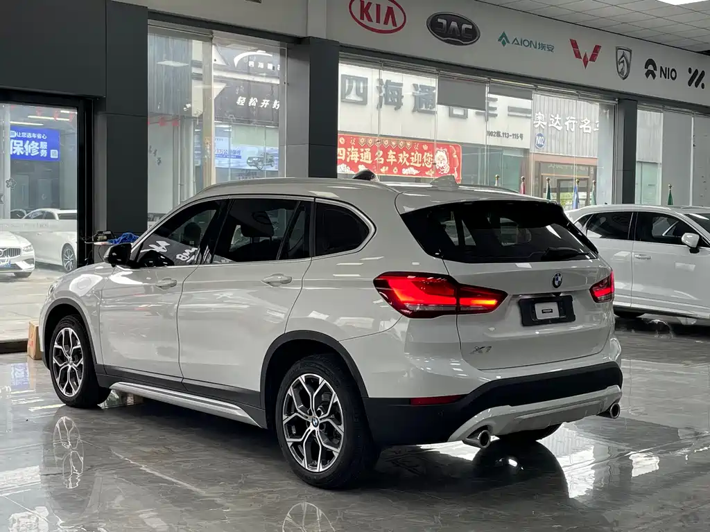 BMW X1 2022 — фото 13