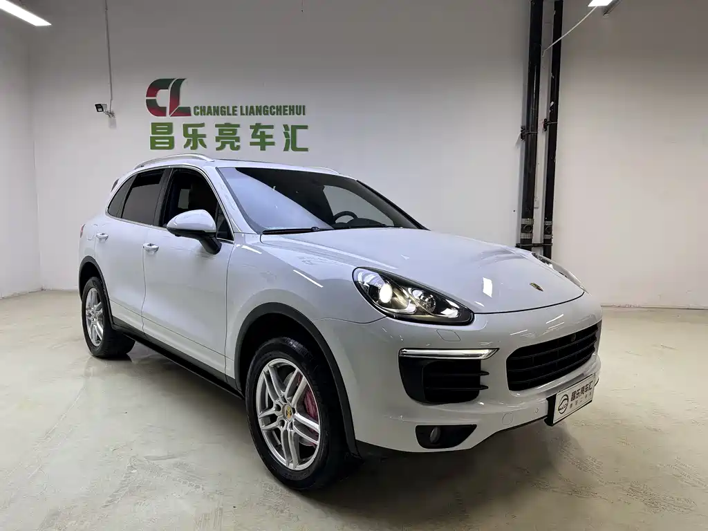 Porsche Cayenne Hybrid 2018 — фото 3