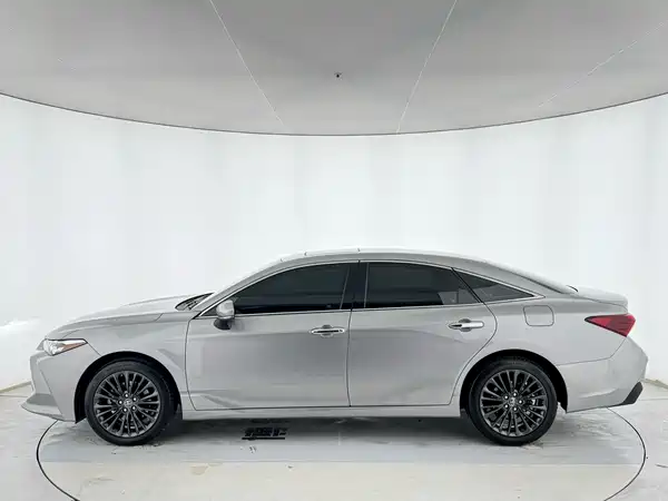 Toyota Avalon 2019