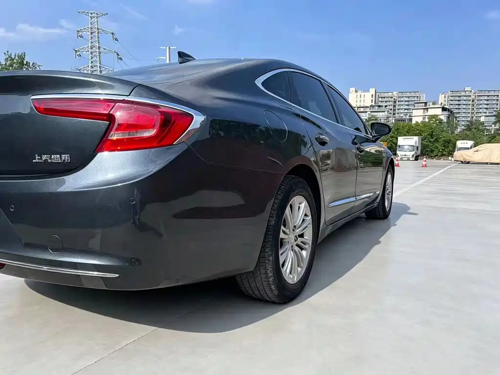 Buick LaCrosse 2019 — фото 8