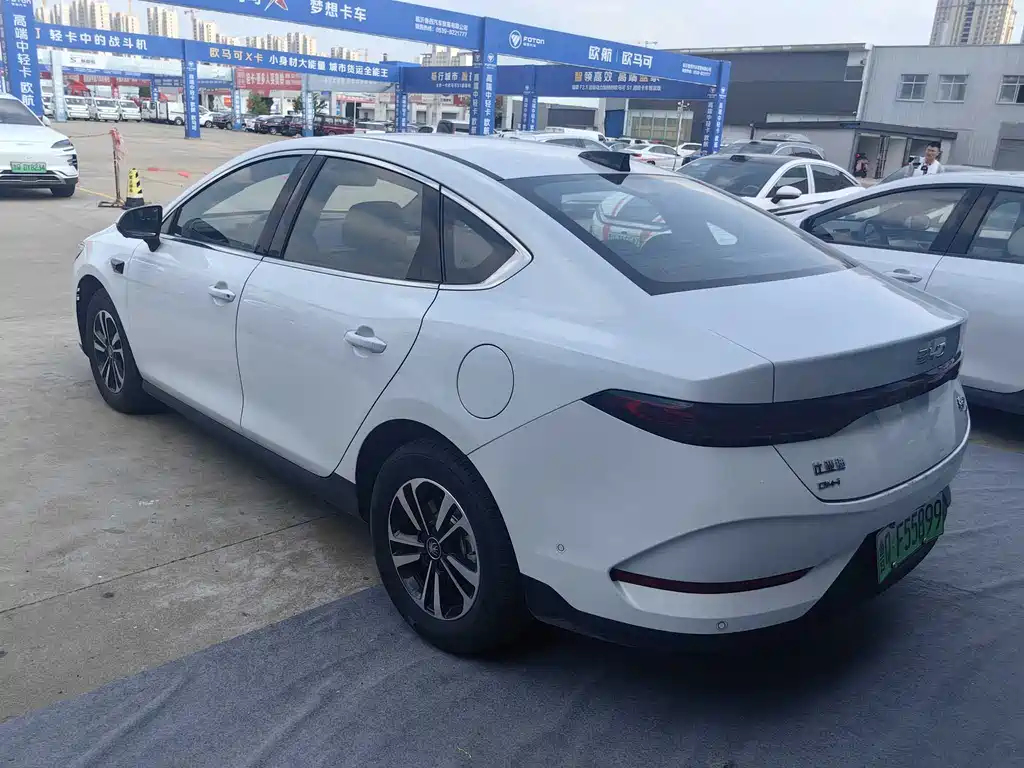 BYD Qin PLUS 2025 — фото 7
