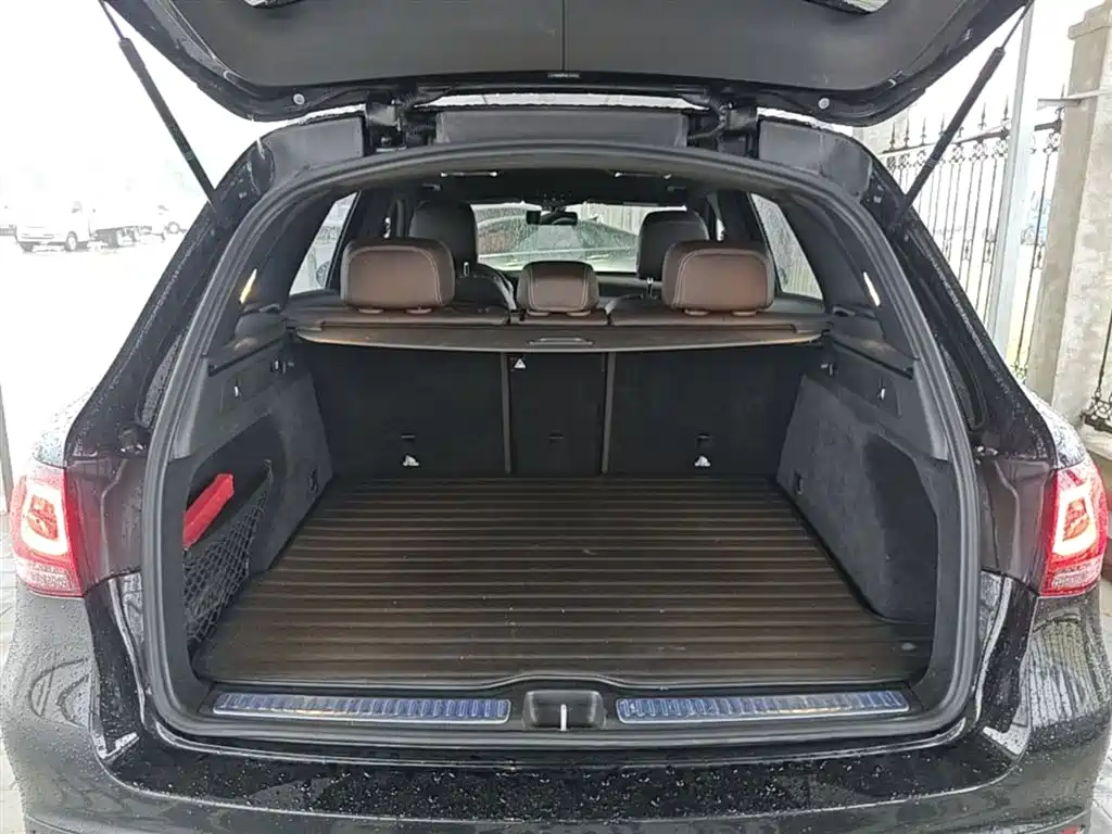 Mercedes-Benz GLC 2020 — фото 19