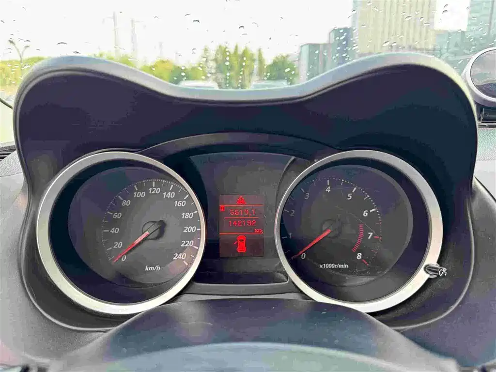 Mitsubishi Lancer EX 2010 — фото 11