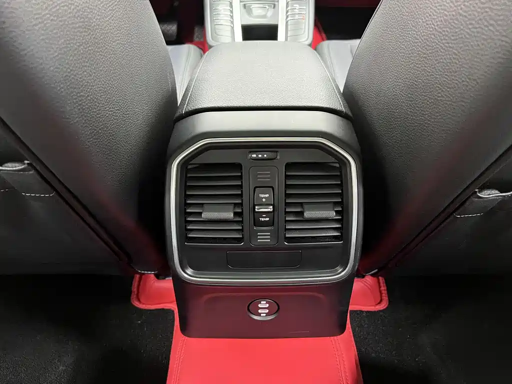 Porsche Macan 2020 — фото 21