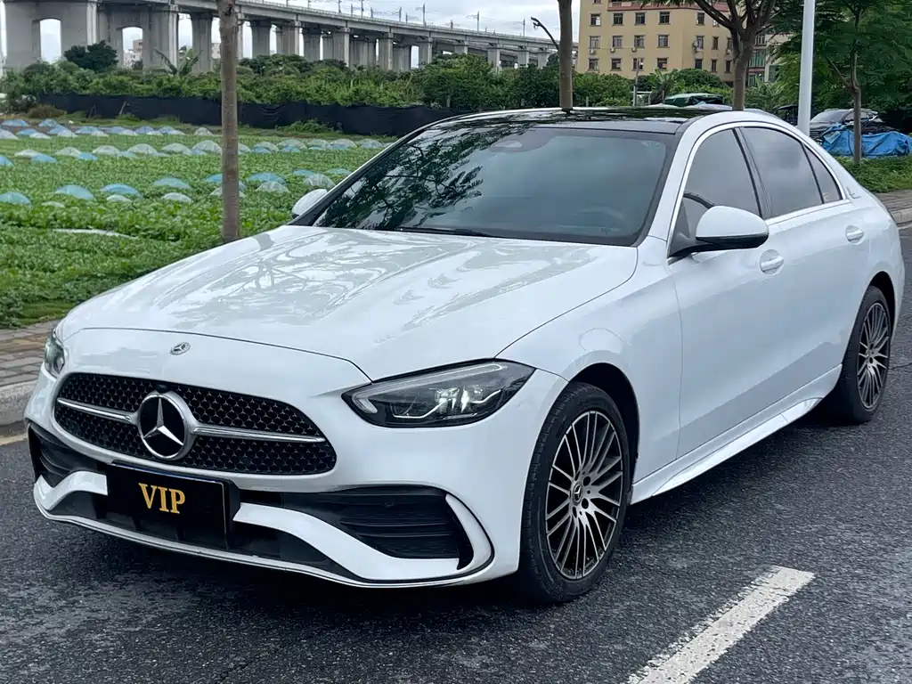 Mercedes-Benz C-Class 2023 — фото 1