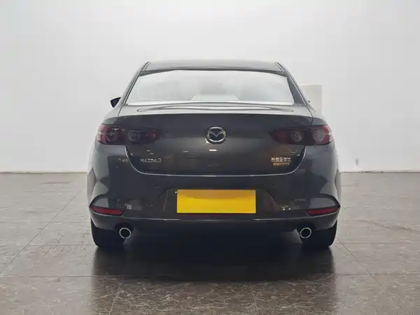 Mazda 3 Axela 2024