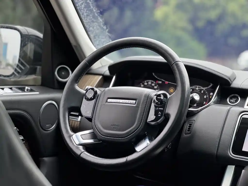Land Rover Range Rover 2019 — фото 10